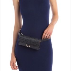 NWT Steve Madden Logo Convertible Belt Bag